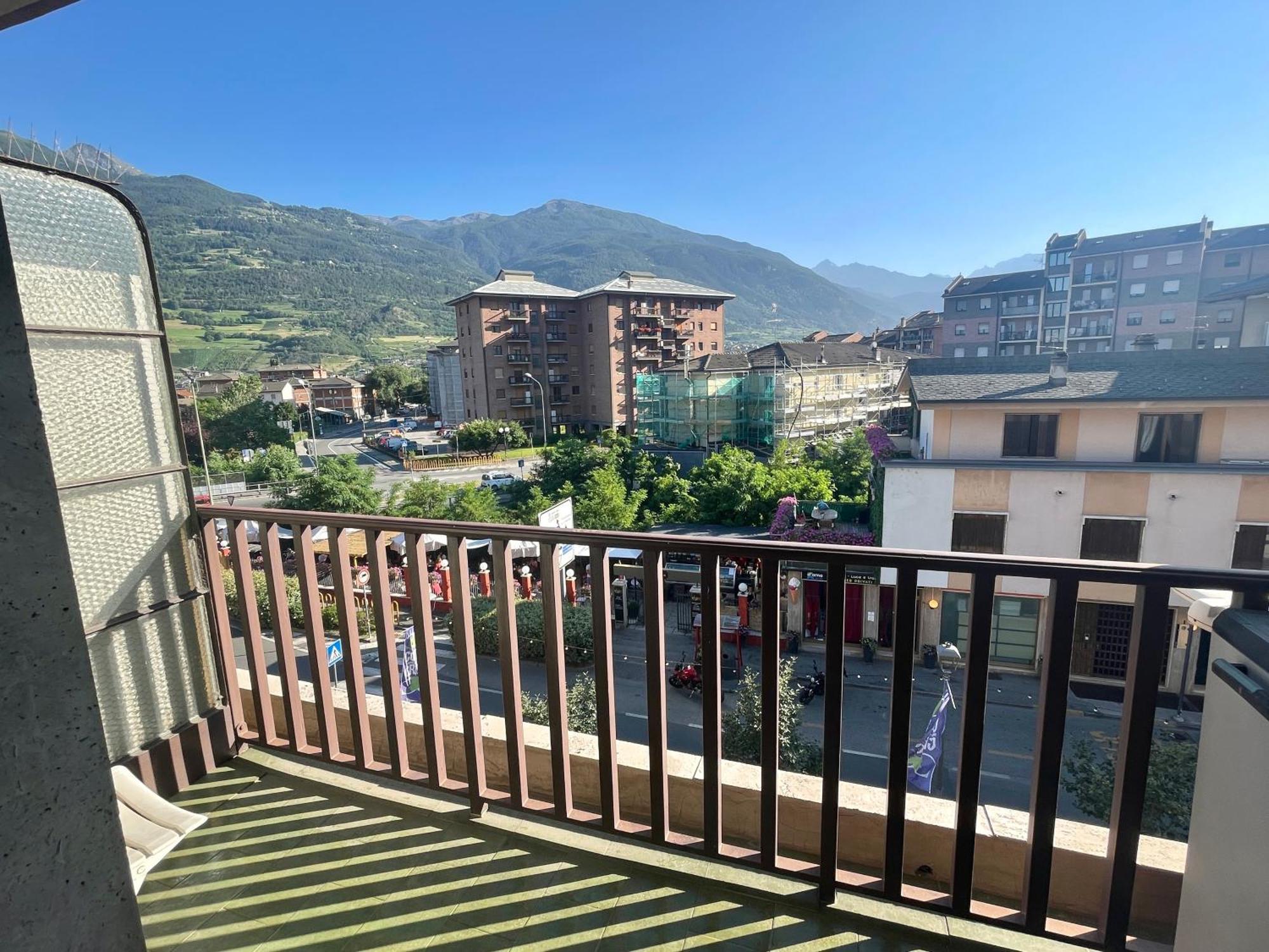 Rustic House Aosta Appartement Buitenkant foto
