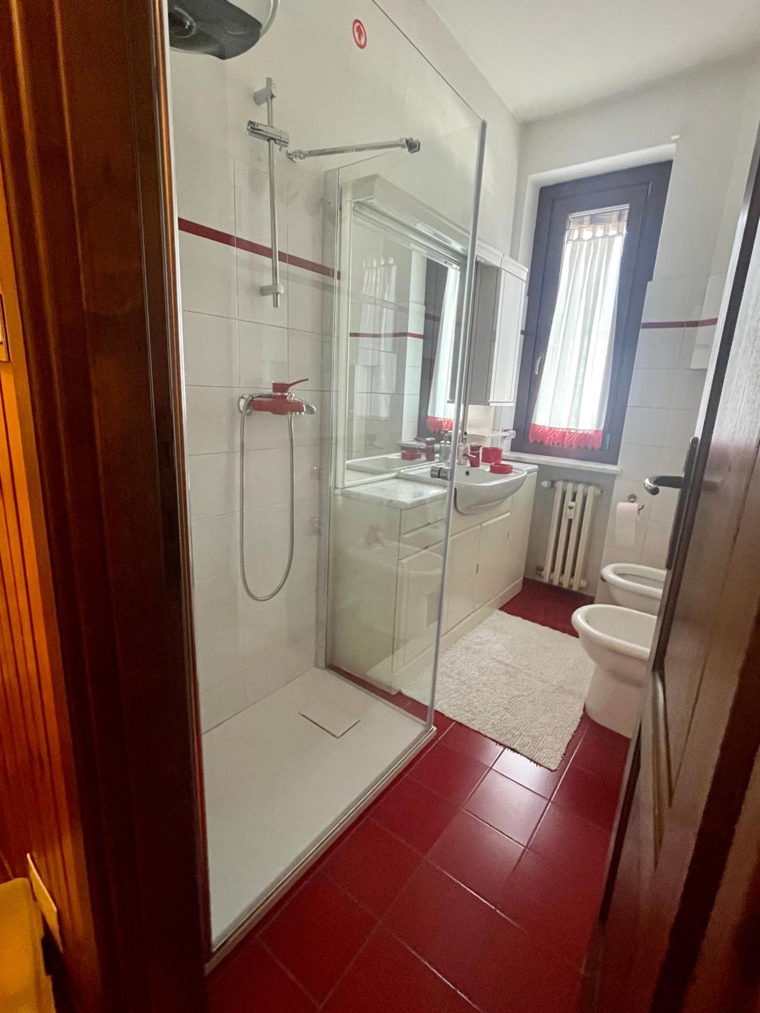 Rustic House Aosta Appartement Buitenkant foto